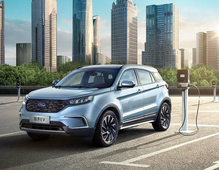 Бюджетный кроссовер Ford Territory выступил в формате электрокара 