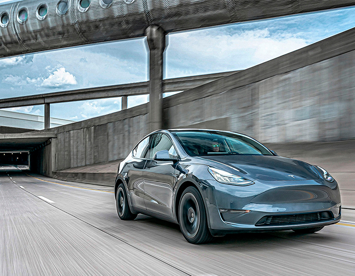 Анонс семиместного кроссовера Model Y  