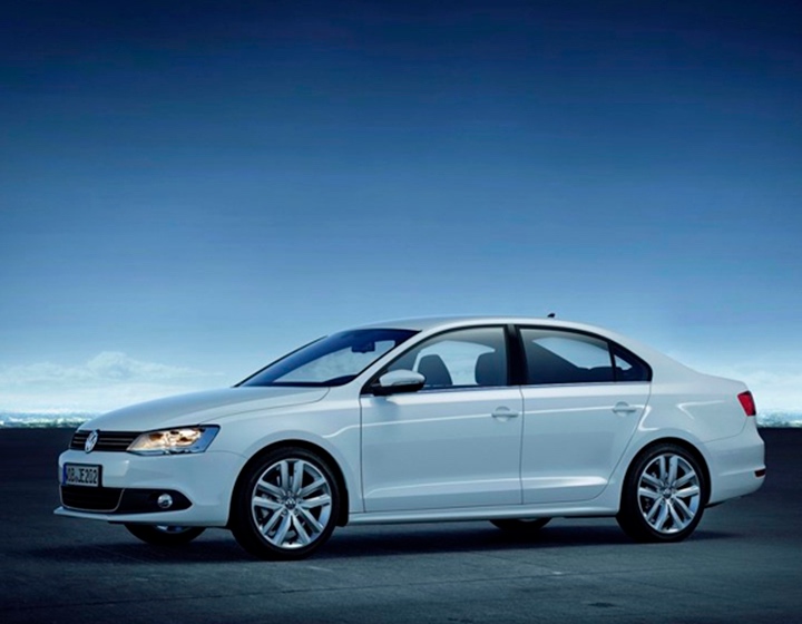 Volkswagen Jetta 2013. Вкладывайте в комфорт