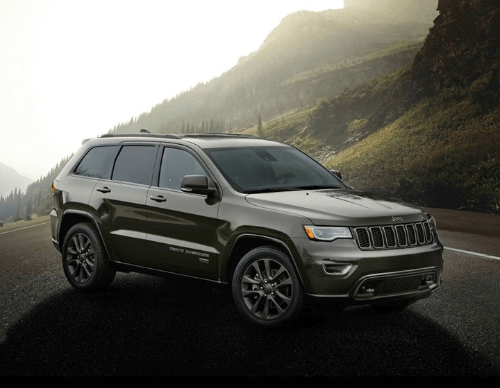 Мощность и комфорт Jeep Grand Cherokee 2016 года