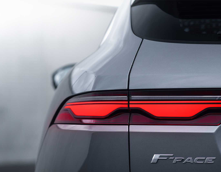 Обновленный Jaguar F-Pace